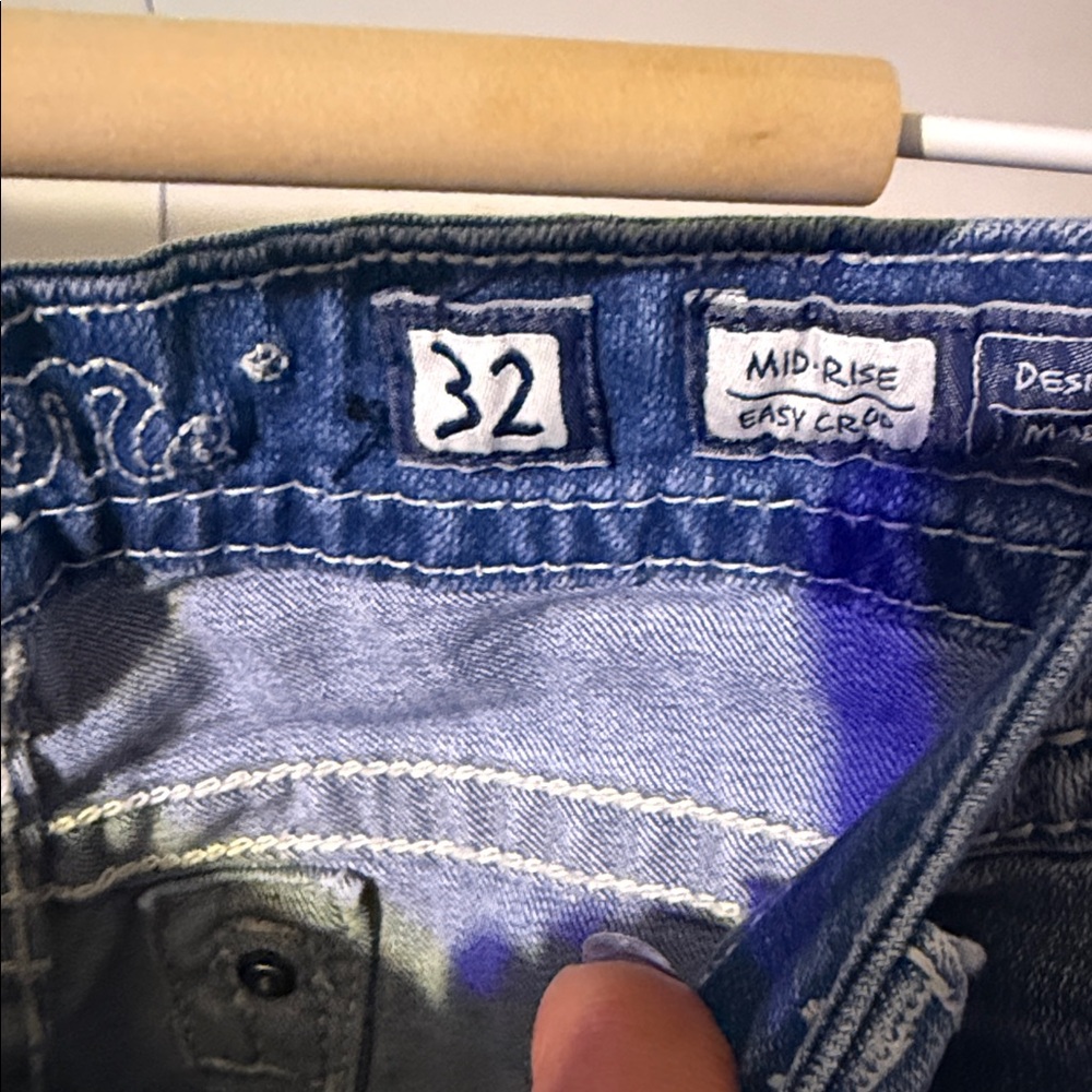 Miss me Women’s distressed capri jeans size 32 - Picture 3 of 3